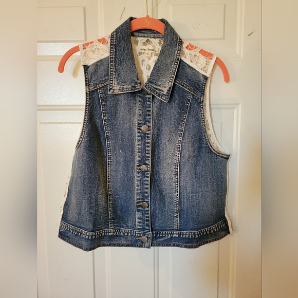 Indigo Thread Denim and Lace Sleeveless Vest Large - Picture 1 of 4